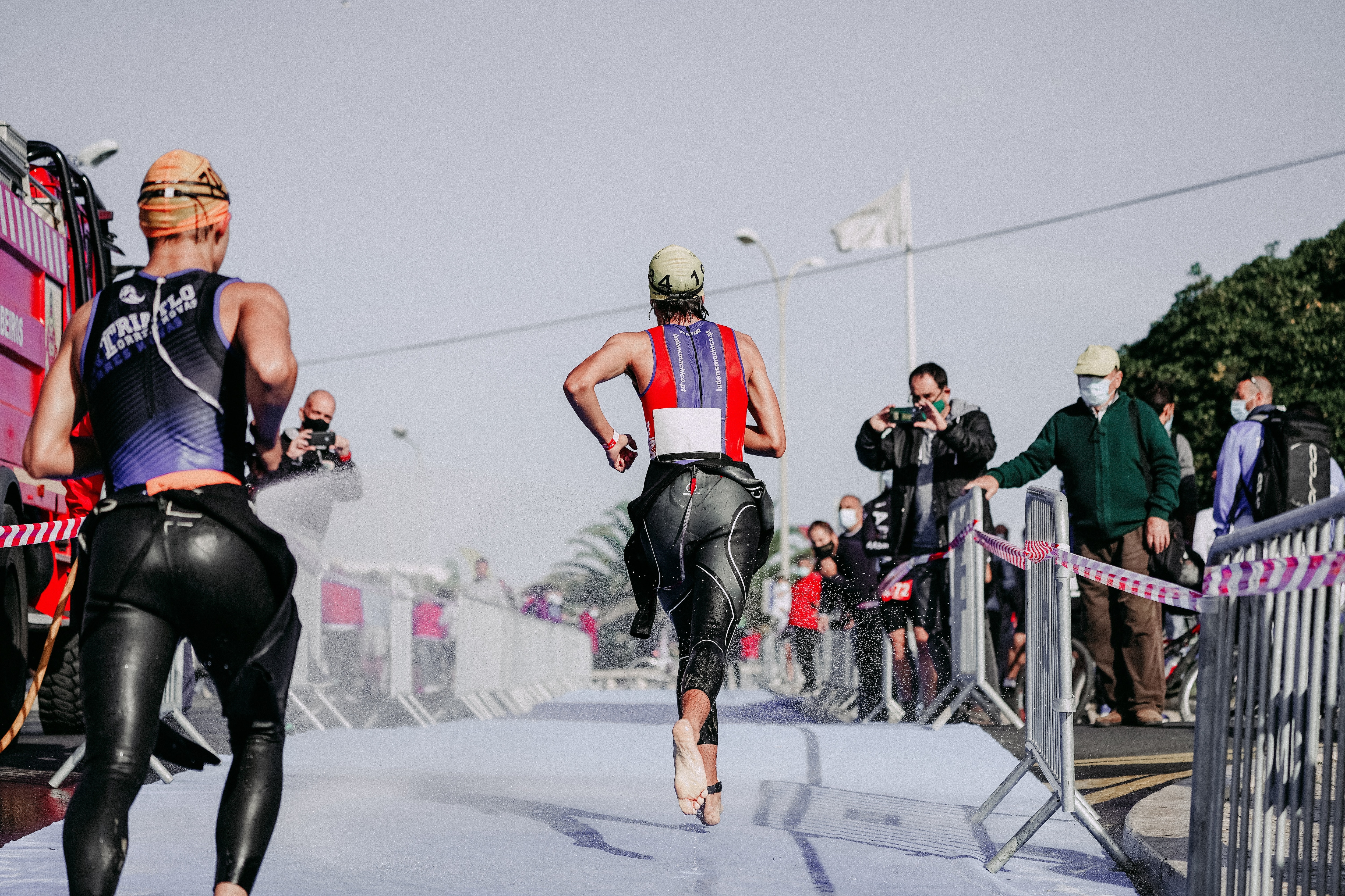 Triathlon – co to jest, dla kogo i jak zacząć go trenować? Kompleksowy poradnik dla początkujących triathlonistów