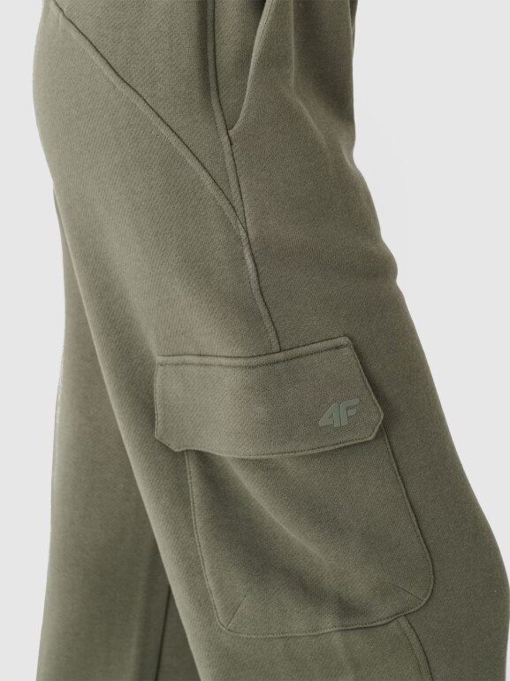 Damskie spodnie dresowe joggery 4F 4FRAW24TTROF1353 - oliwkowe/khaki