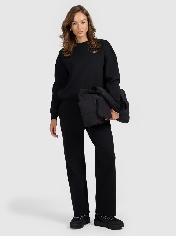 Damskie spodnie dresowe z szerokimi nogawkami 4F 4FRAW25TTROF1919 - czarne