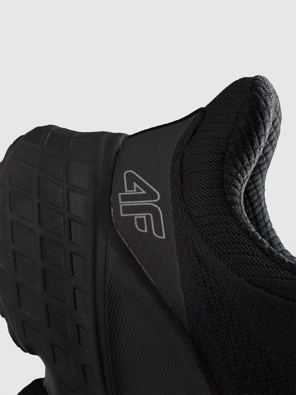 Męskie buty do biegania Freemove Mesh 4F 4FRSS25FSPOM153 - czarne