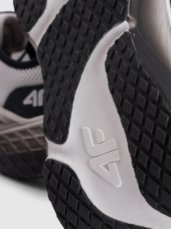 Męskie buty do biegania Freemove Mesh 4F 4FRSS25FSPOM153 - białe