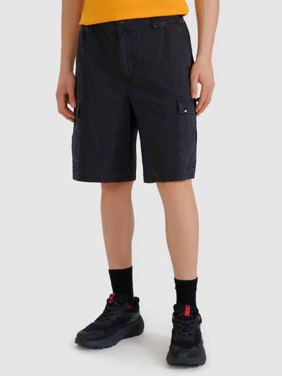 Męskie spodenki casual cargo 4F 4FRSS25TSHOM759 - czarne
