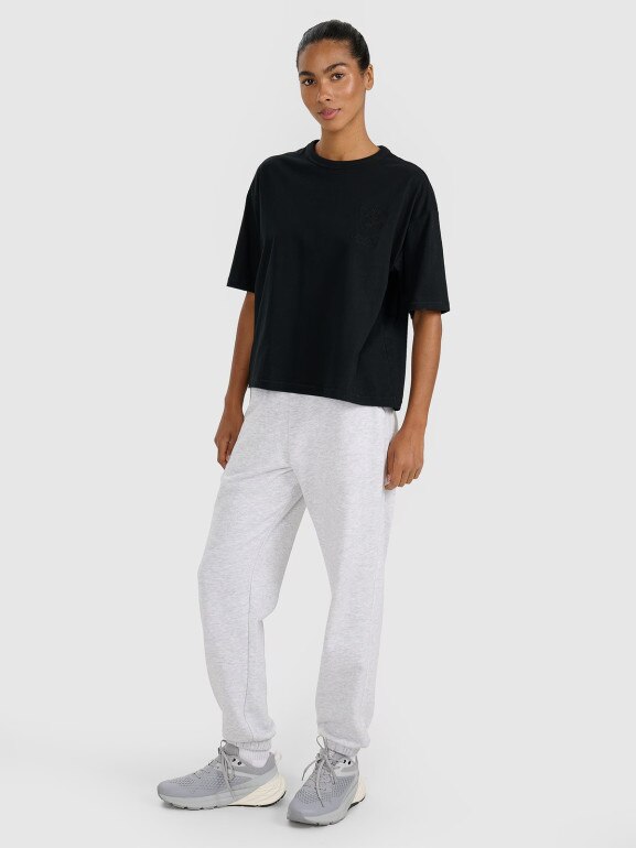 Damski t-shirt oversize z nadrukiem 4F 4FRSS25TTSHF2979 - czarny