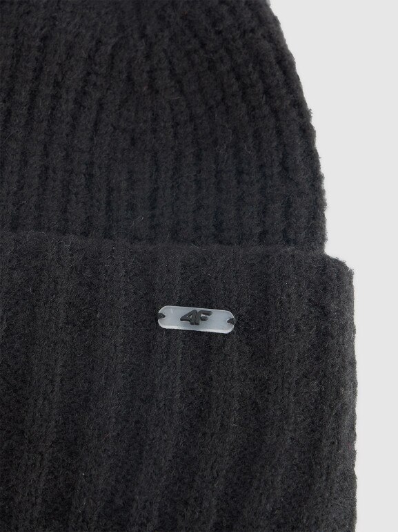 Damska czapka zimowa 4F 4FWAW25ACAPF568 - czarna