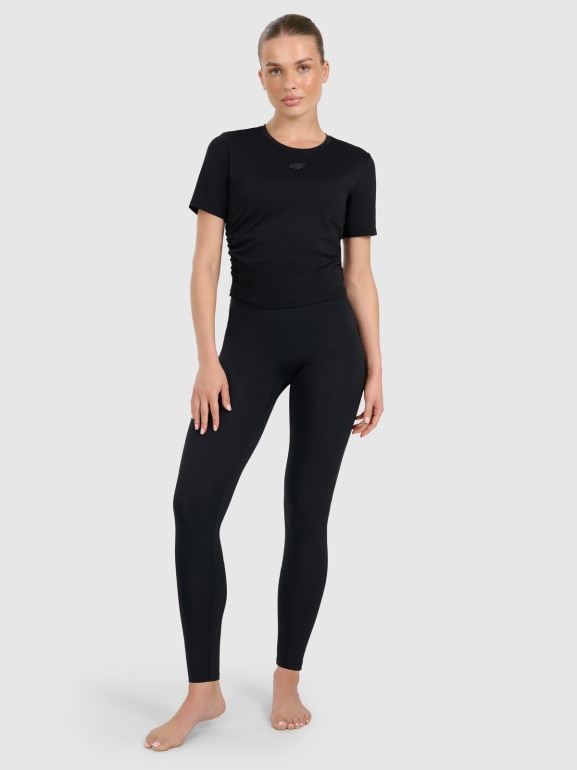 Damski crop top do jogi i pilatesu 4F 4FWAW25TFTSF1524 - czarny
