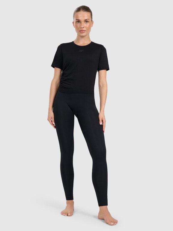 Damski crop top do jogi i pilatesu 4F 4FWAW25TFTSF1524 - czarny