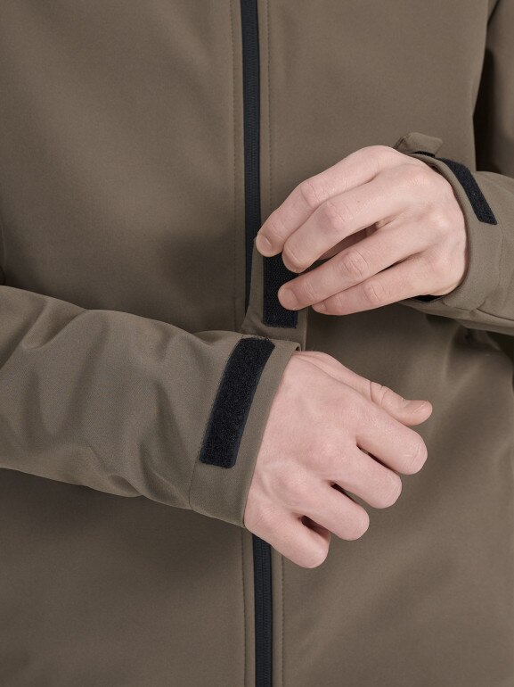 Męski softshell z kapturem 4F 4FWSS25TSOFM324 - brązowy