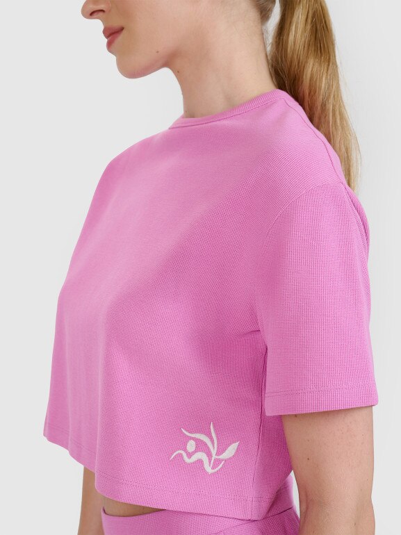 Damski t-shirt crop top 4F 4FWSS25TTSHF1977 - różowy