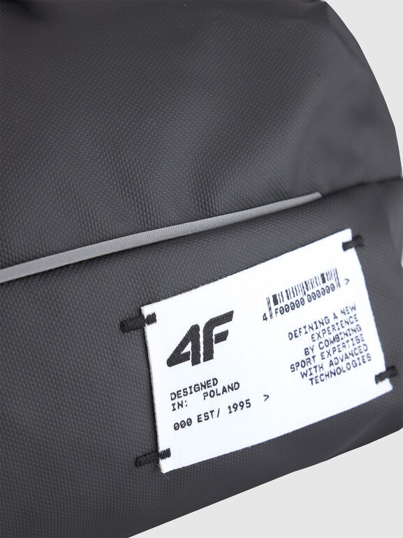 Czarna nerka 4F 4FRAW25AWAIU155 - czarna