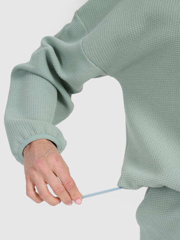 Damska bluza dresowa nierozpinana z kapturem 4F 4FWAW25TSWSF1847 - zielona