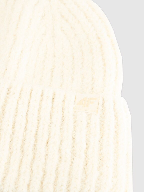 Damska czapka beanie zimowa 4F 4FRAW25ACAPF0729 - beżowa