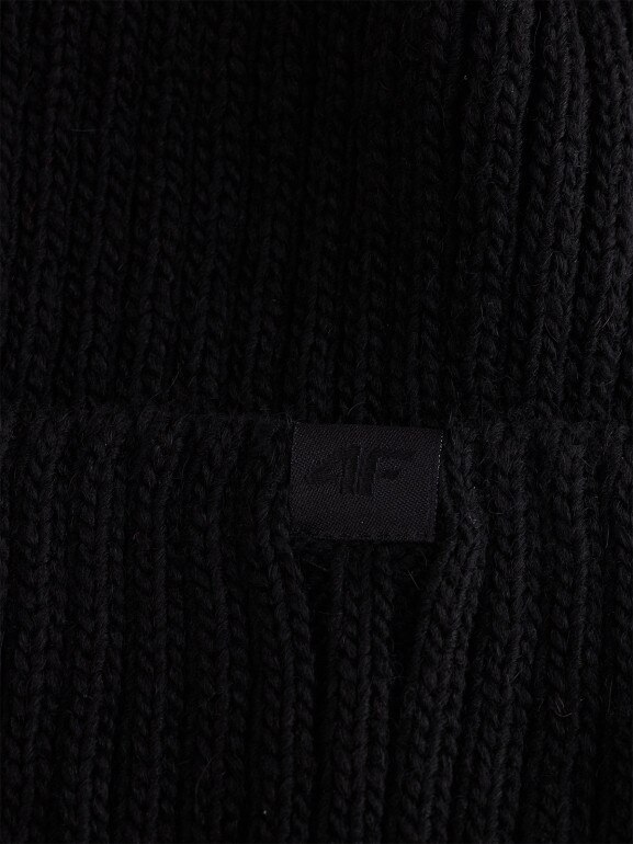 Damska czapka zimowa 4F 4FRAW25ACAPF0802 - czarna