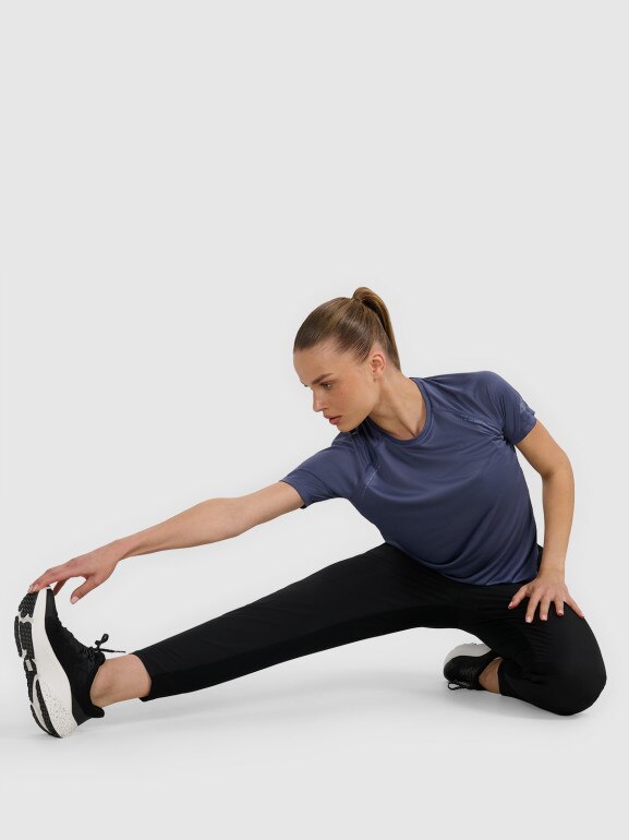 Damska koszulka do biegania 4F 4FWAW25TFTSF1502 - granatowa