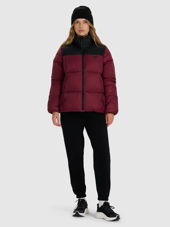 Damska kurtka puchowa pikowana 4F 4FWAW25TDJAF581 - bordowa