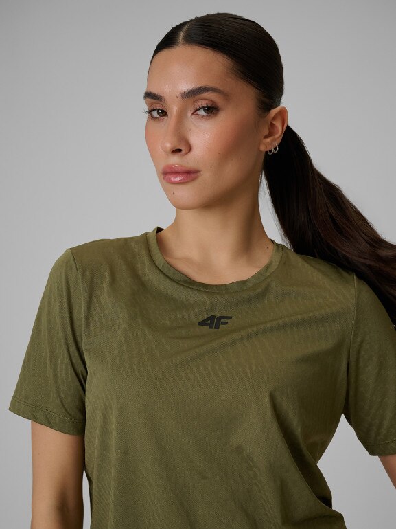 Damski crop top treningowy 4F 4FWSS26TFTSF1806 - khaki