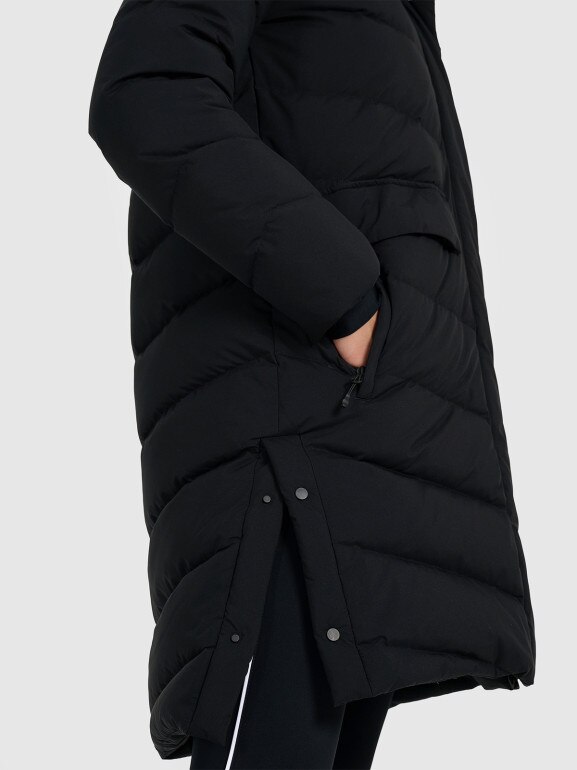 Damski płaszcz puchowy z naturalnym wypełnieniem 4F 4FRAW25TDJAF0812 - czarny