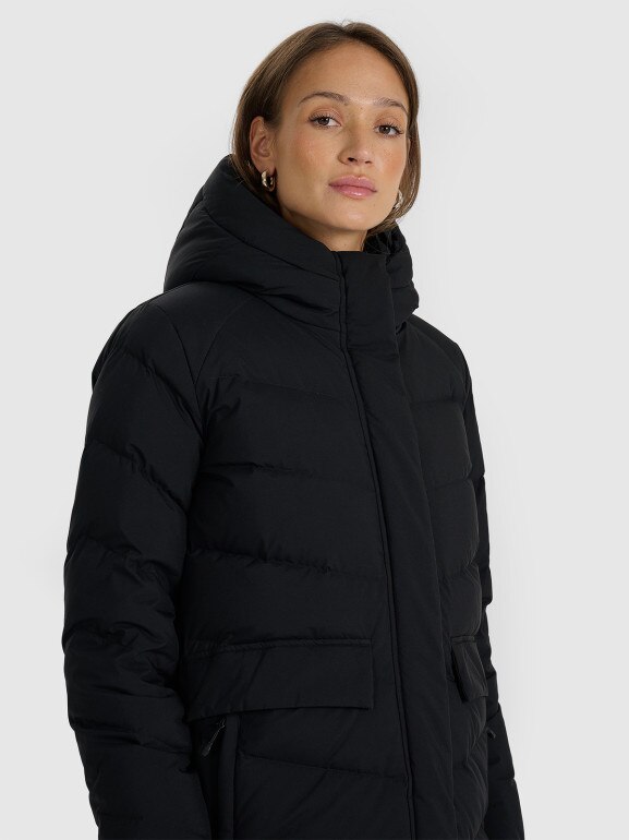 Damski płaszcz puchowy z naturalnym wypełnieniem 4F 4FRAW25TDJAF0812 - czarny
