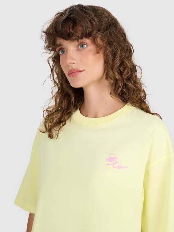 Damski t-shirt oversize z nadrukiem 4F 4FRSS25TTSHF2787 - żółty