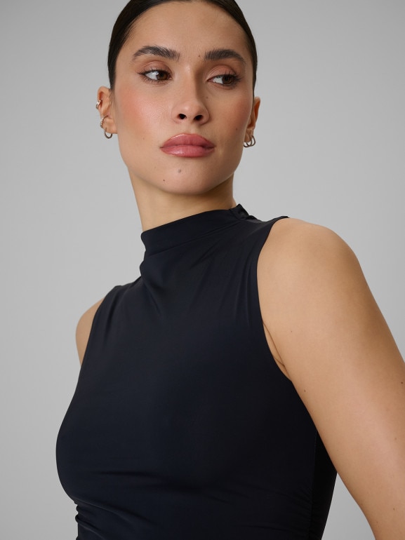 Damski top treningowy 4F 4FWSS26TFSLF0749 - czarny