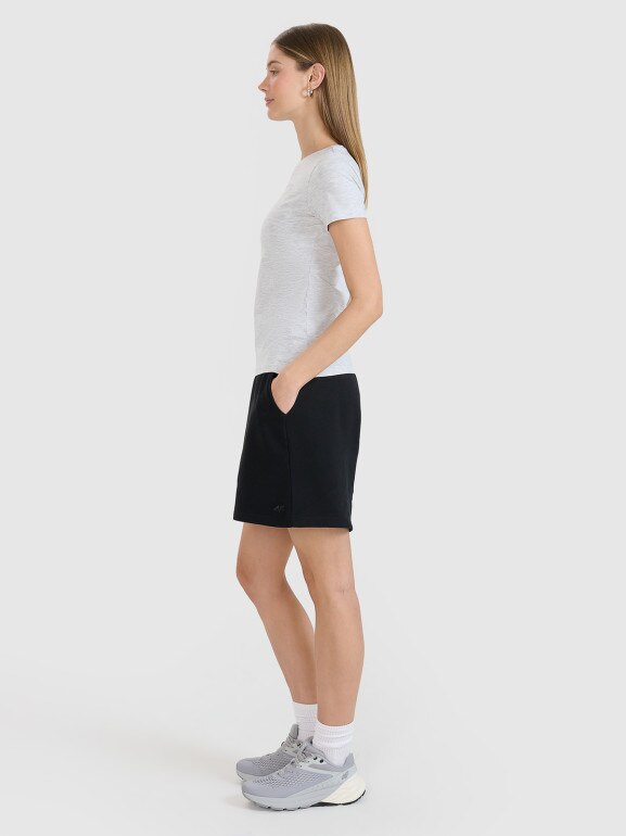 Damskie spodenki dresowe 4F 4FWMM00TSHOF771 - czarne