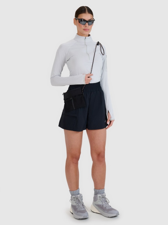 Damskie spodenki trekkingowe 4F 4FWSS25TFSHF0953 - czarne