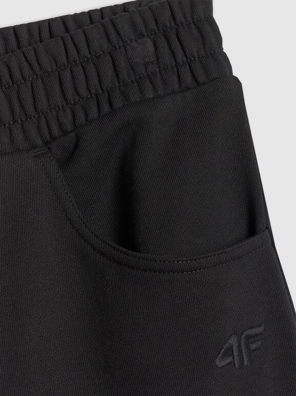 Damskie spodnie dresowe 4F 4FRSS26TTROF2011 - czarne