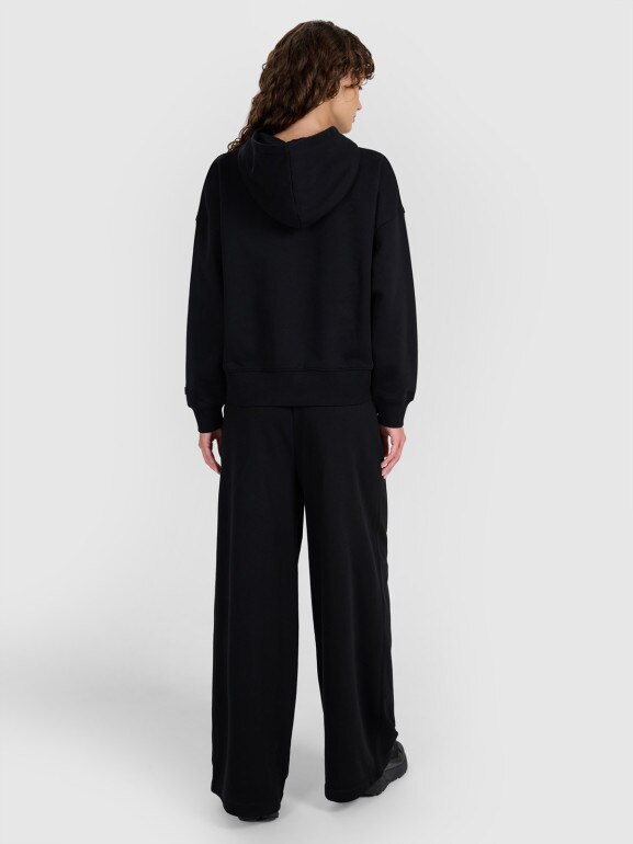 Damskie spodnie dresowe 4F 4FWAW25TTROF1204 - czarne