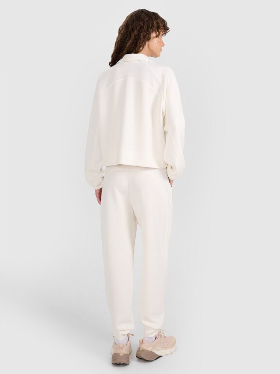 Damskie spodnie dresowe joggery 4F 4FWAW25TTROF1180 - białe