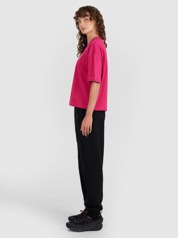 Damskie spodnie dresowe joggery 4F 4FWAW25TTROF1205 - czarne