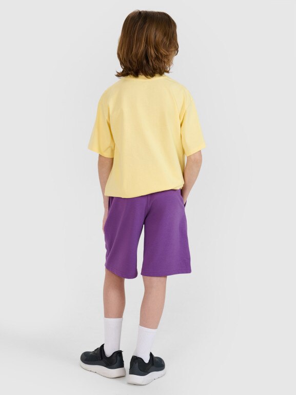 Chłopięce spodenki dresowe 4F 4FJRSS25TSHOM685 - fioletowe