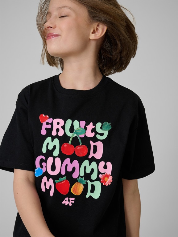 Dziewczęcy t-shirt z nadrukiem 4F 4FJRSS26TTSHF3828 - czarny