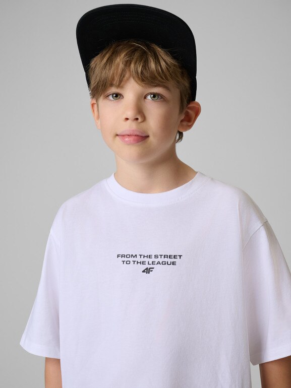 Chłopięca koszulka z nadrukiem 4F 4FJRSS26TTSHM3835 - biała