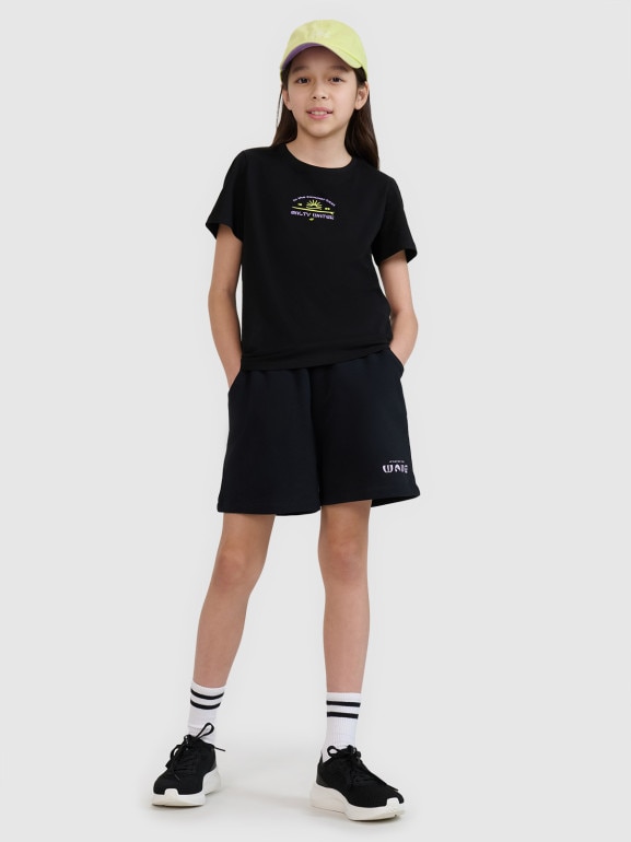 Dziewczęcy t-shirt z nadrukiem 4F 4FJWSS25TTSHF1871 - czarny
