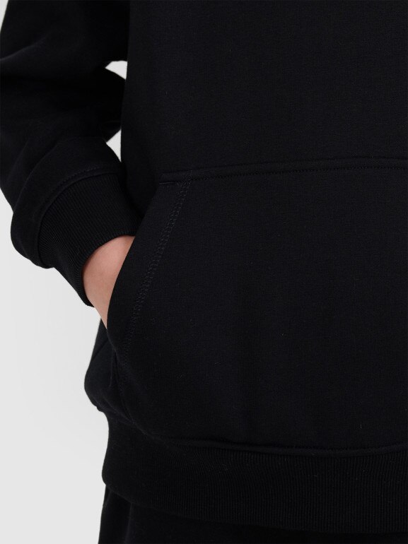 Chłopięca bluza dresowa nierozpinana z kapturem 4F 4FJRMM00TSWSM2482 - czarna