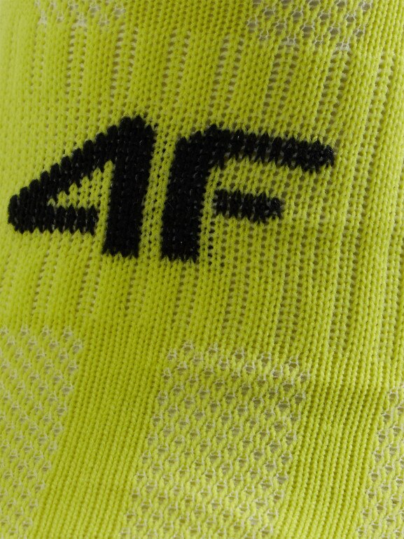 Chłopięce skarpetki treningowe niskie (3-pack) 4F 4FJRSS26UFSOM402 - multikolor