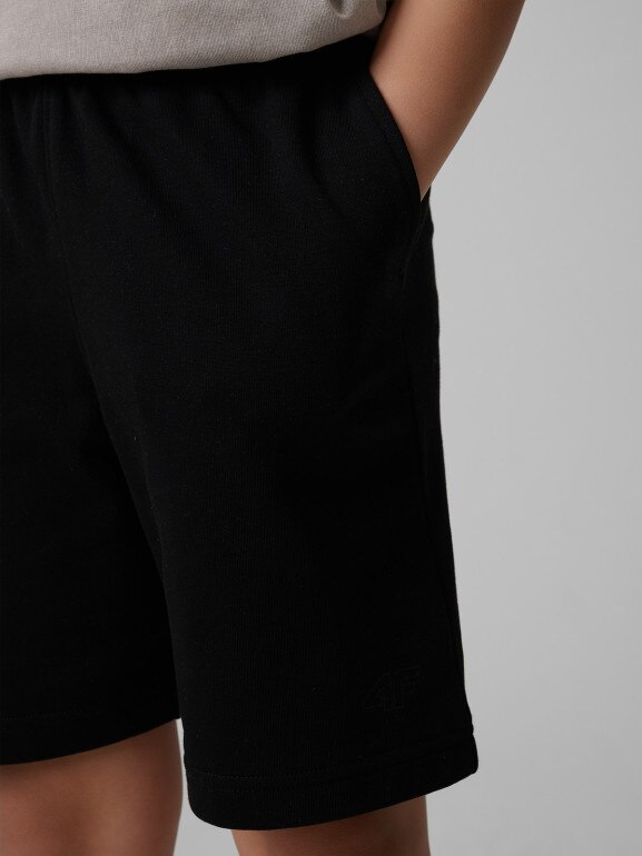 Chłopięce spodenki dresowe 4F 4FJRSS26TSHOM0866 - czarne