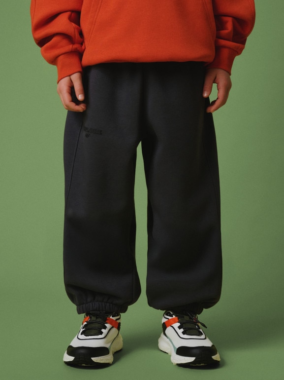 Chłopięce spodnie dresowe joggery 4F 4FJRSS26TTROM1896 - szare