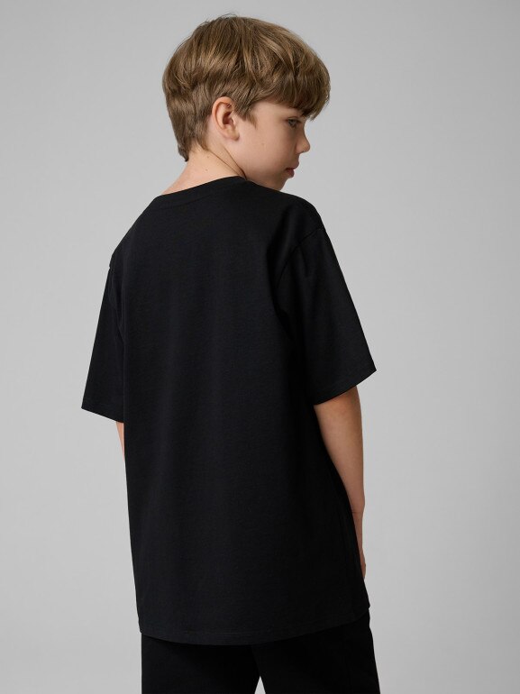 Chłopięcy t-shirt z nadrukiem 4F 4FJRSS26TTSHM3831 - czarny