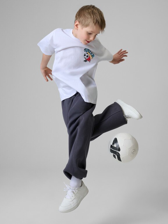 Chłopięcy t-shirt z nadrukiem 4F 4FJRSS26TTSHM3858 - biały