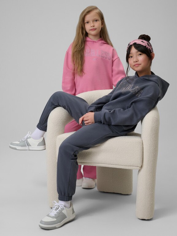 Dziewczęca bluza dresowa nierozpinana z kapturem 4F 4FJRSS26TSWSF2627 - szara