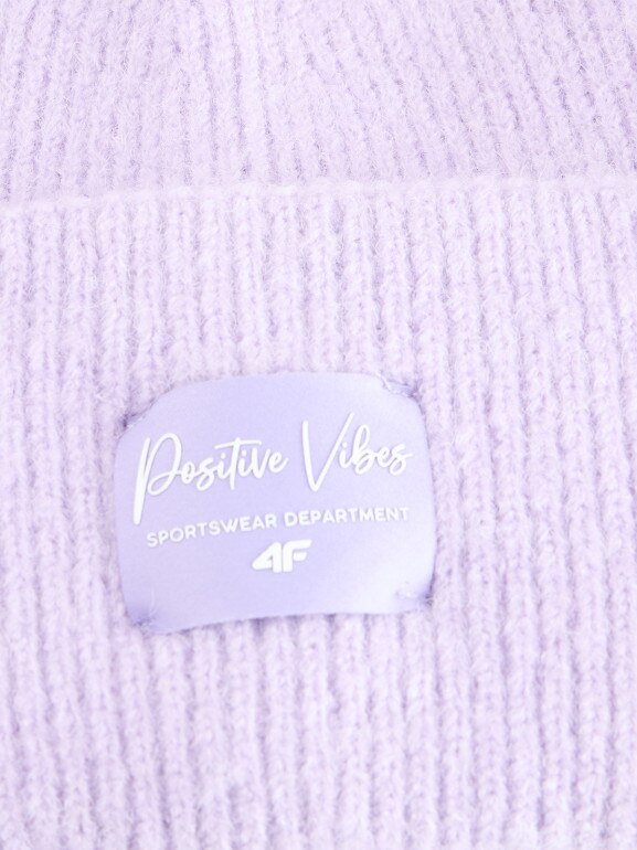 Dziewczęca czapka zimowa 4F 4FJRAW25ACAPF0811 - fioletowa