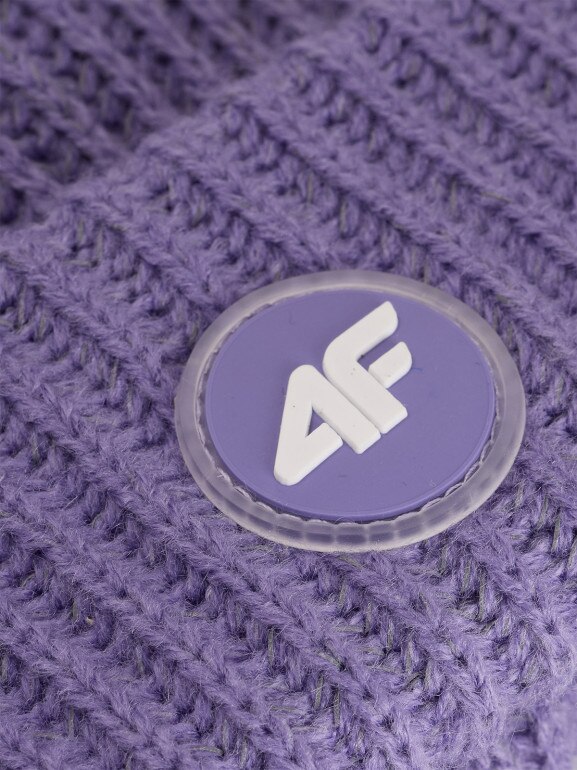 Dziewczęca czapka zimowa odblaskowa 4F 4FJRAW25ACAPF0750 - fioletowa