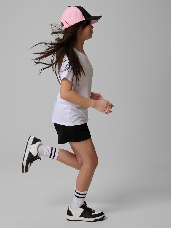 Dziewczęce spodenki dresowe 4F 4FJRSS26TSHOF0860 - czarne