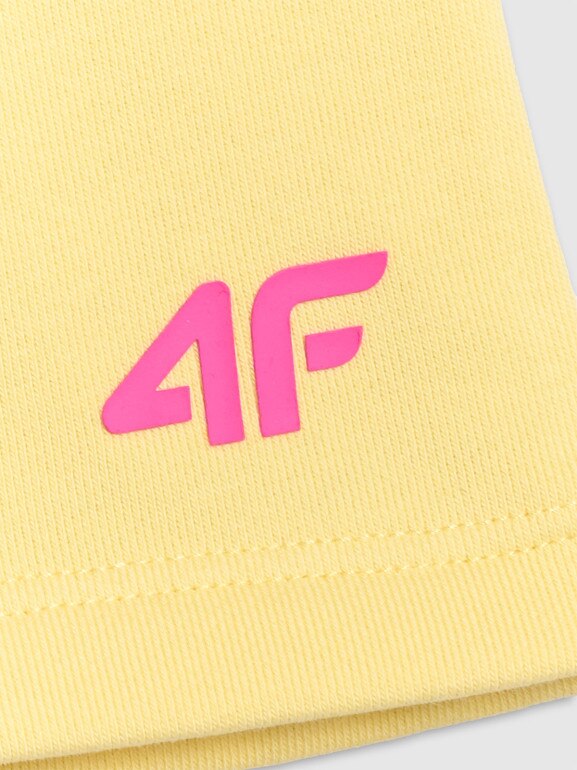 Dziewczęce spodenki dresowe 4F 4FJWSS26TSHOF769 - żółte