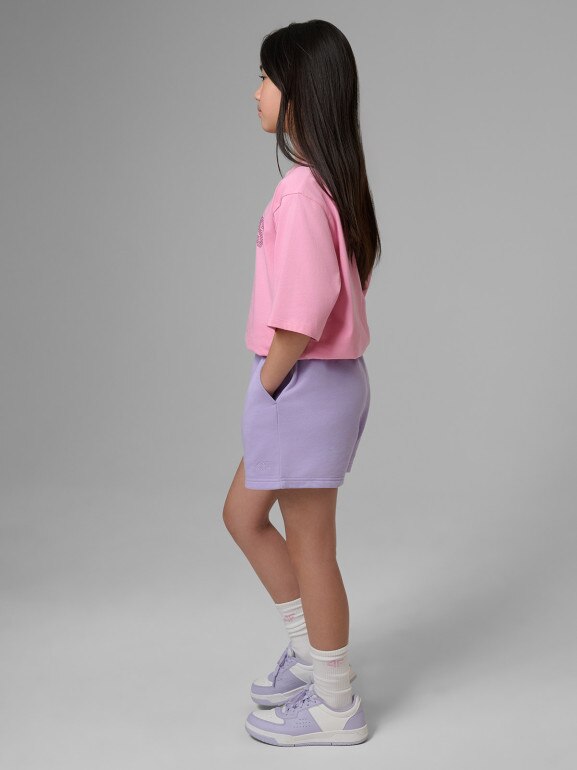 Dziewczęce spodenki dresowe 4F 4FJWSS26TSHOF777 - fioletowe