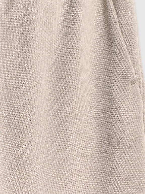 Dziewczęcy dres komplet 4F 4FJRSS26TAPSF212 - beżowy