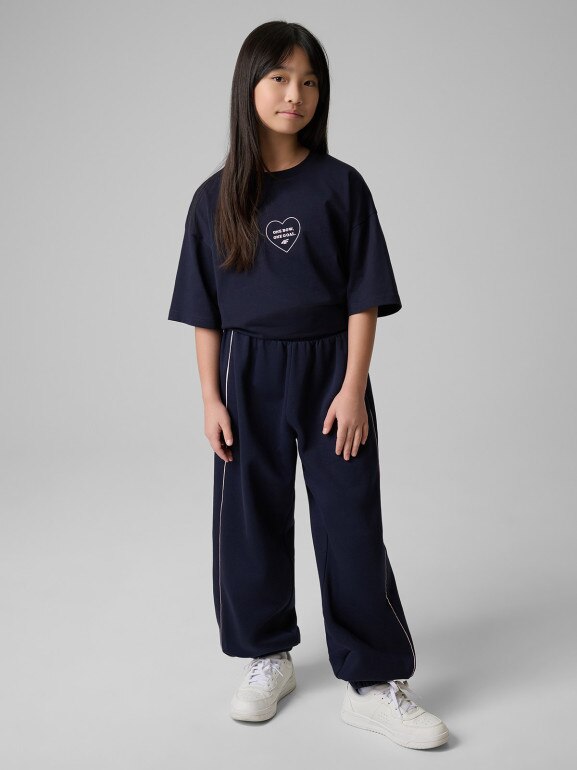 Dziewczęcy t-shirt z nadrukiem 4F 4FJRSS26TTSHF3690 - granatowy