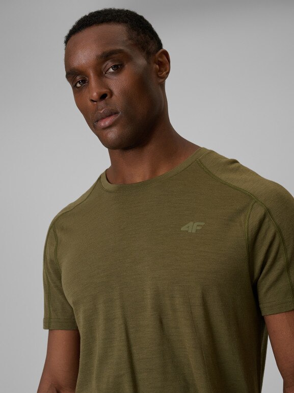 Męska koszulka trekkingowa z wełną merino 4F 4FWSS26TFTSM1798 - khaki