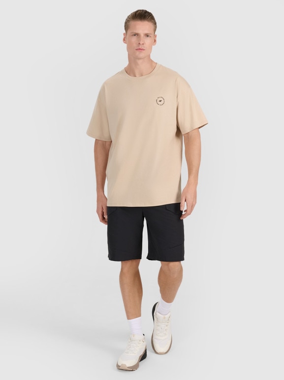 Męski t-shirt oversize z nadrukiem 4F 4FRSS25TTSHM2991 - beżowy
