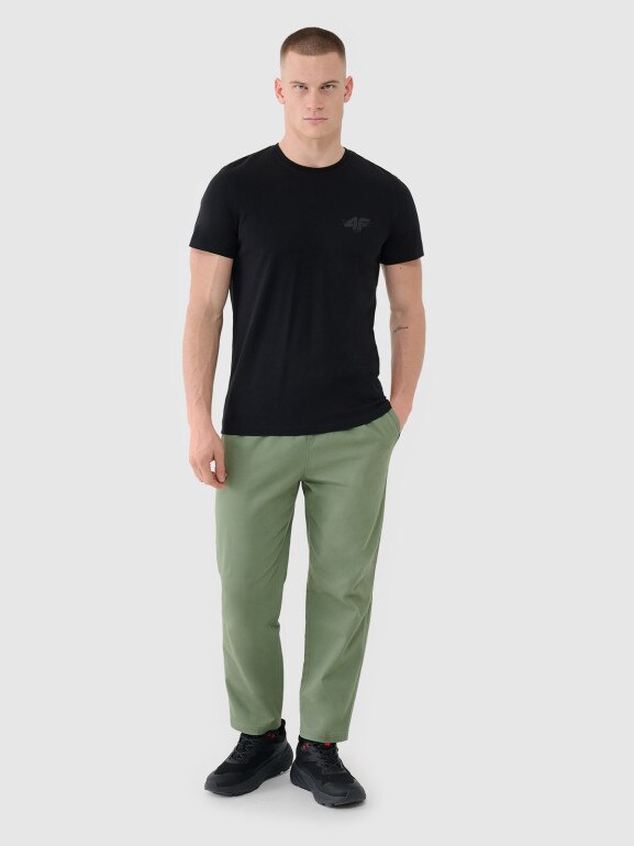 Męski t-shirt z nadrukiem 4F 4FWSS25TTSHM1974 - czarny